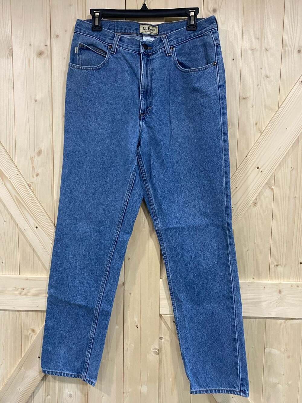 LL Bean Classic Fit Mens Blue Denim Jeans Size 33x32
